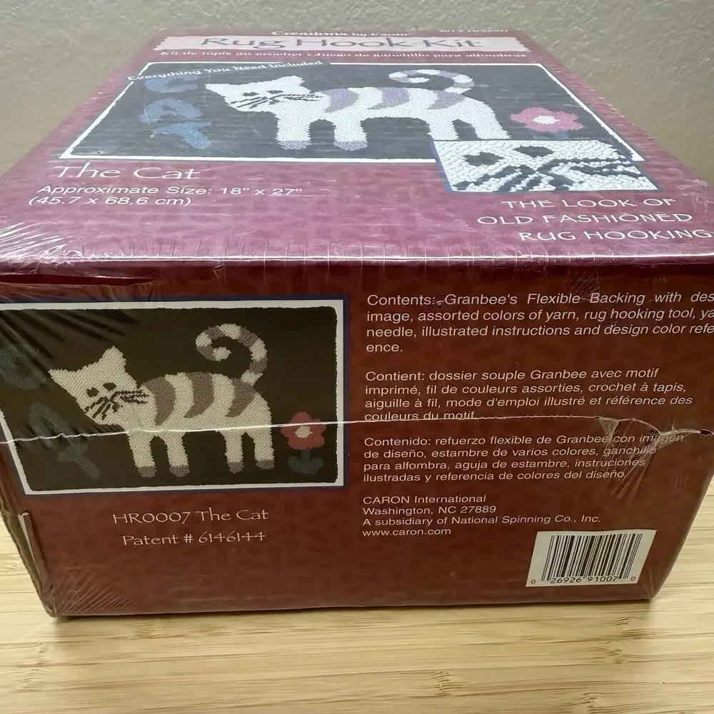 CARON CREATIONS THE CAT RUG HOOK KIT 18